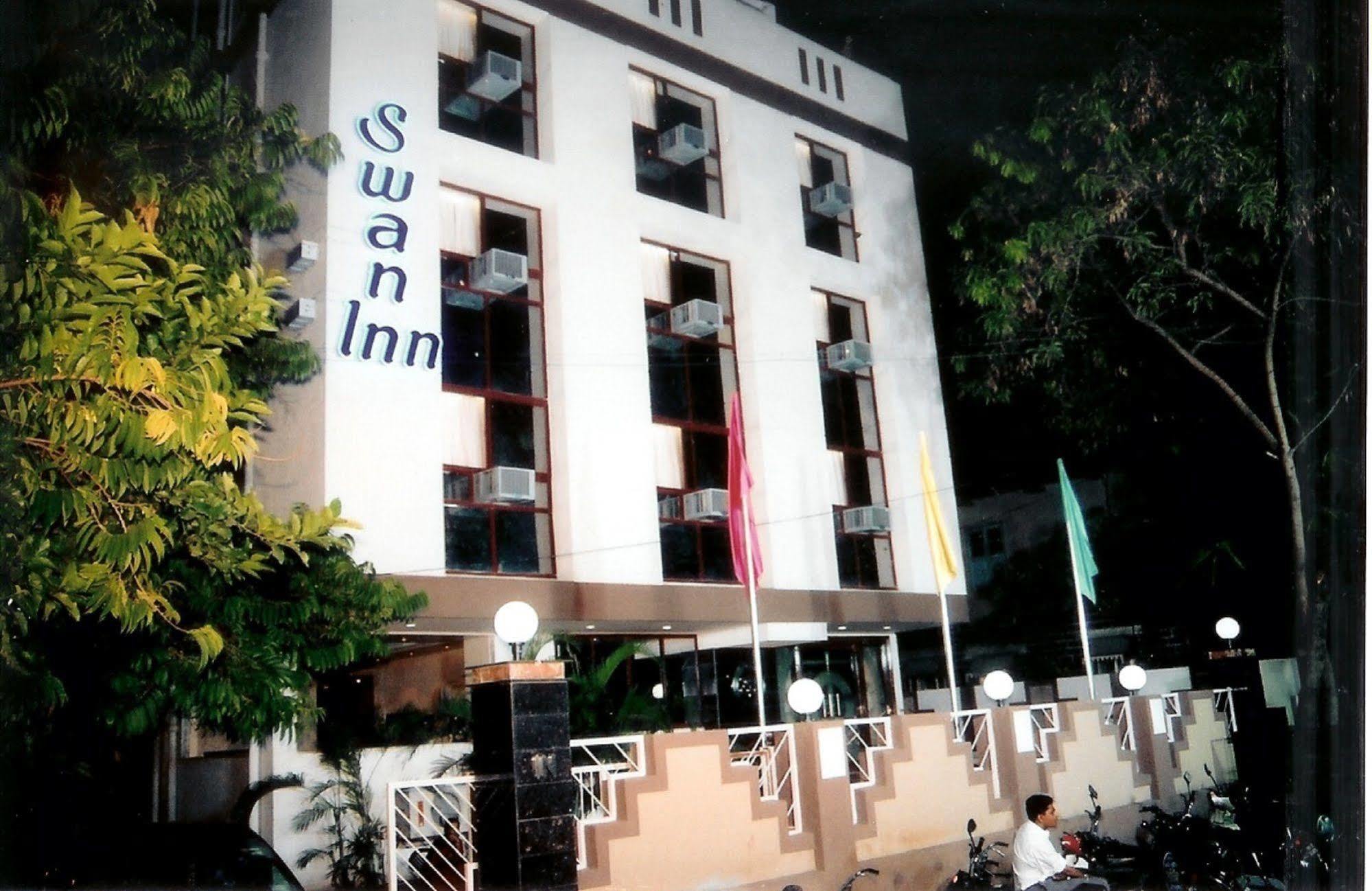 Hotel Swan Inn Pune Exterior photo